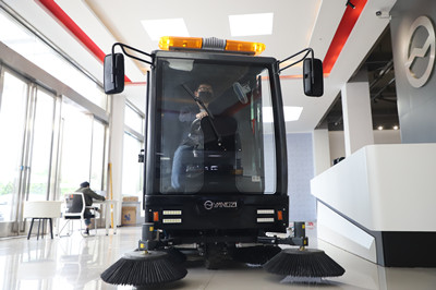 揚(yáng)子駕駛式掃地機(jī) 揚(yáng)子駕駛式掃地機(jī).jpg